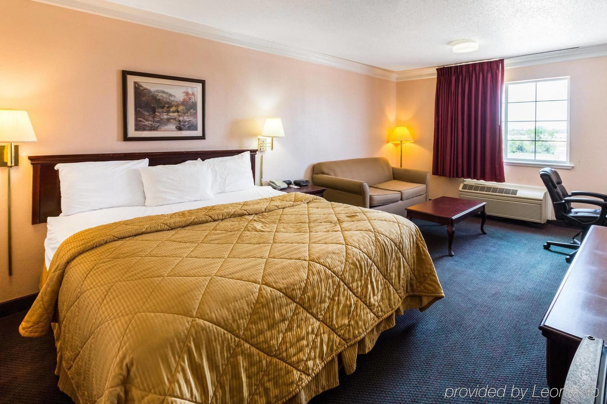 Rodeway Inn Stephenville Buitenkant foto